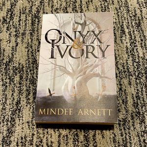Onyx and Ivory by Mindee Arnett
